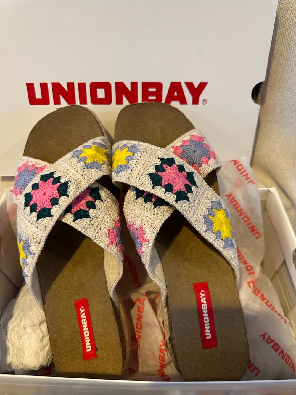 UNIONBAY Crochet Square Crossband Sandals (9)
